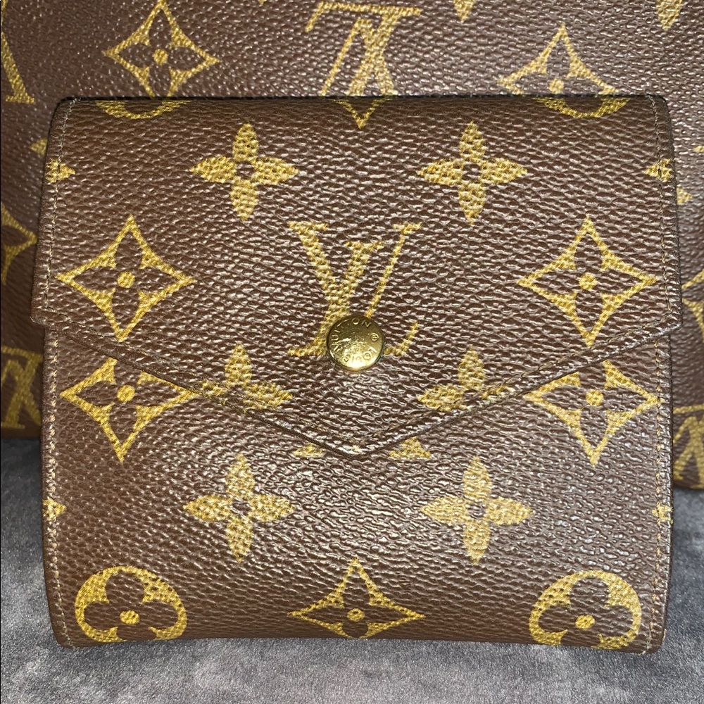 Authentic Louis Vuitton wallet